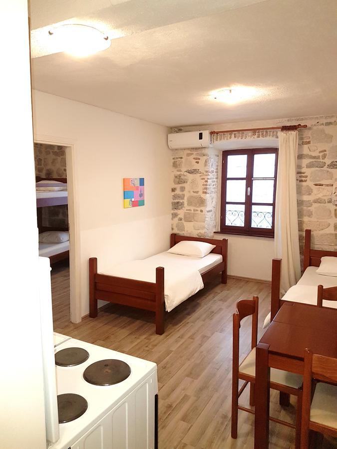 Apartments Historic Stone House Kotor Eksteriør billede