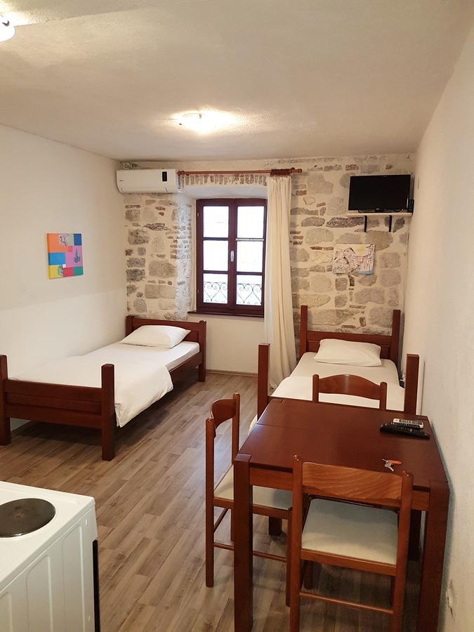 Apartments Historic Stone House Kotor Eksteriør billede