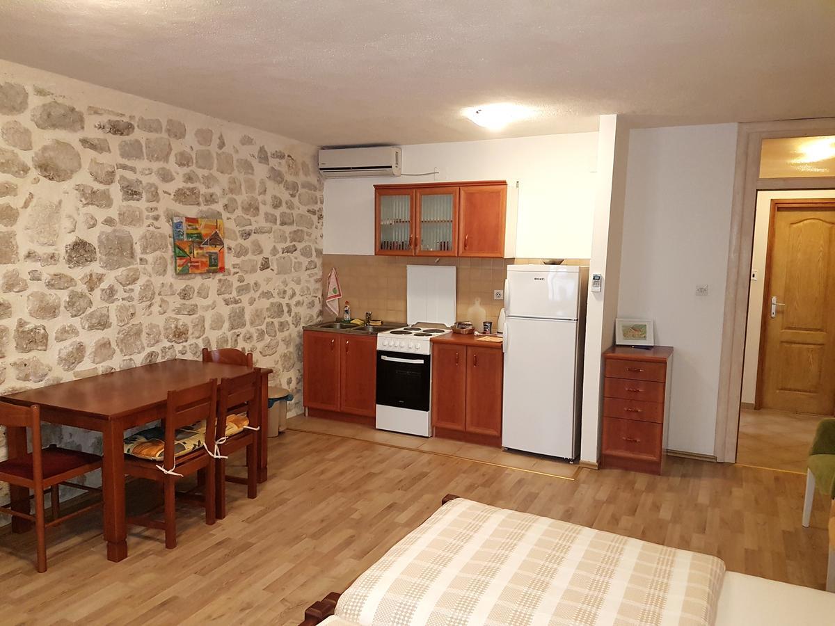 Apartments Historic Stone House Kotor Eksteriør billede