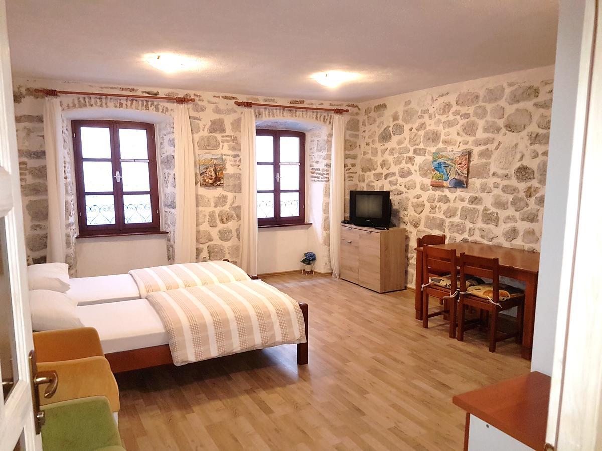 Apartments Historic Stone House Kotor Eksteriør billede